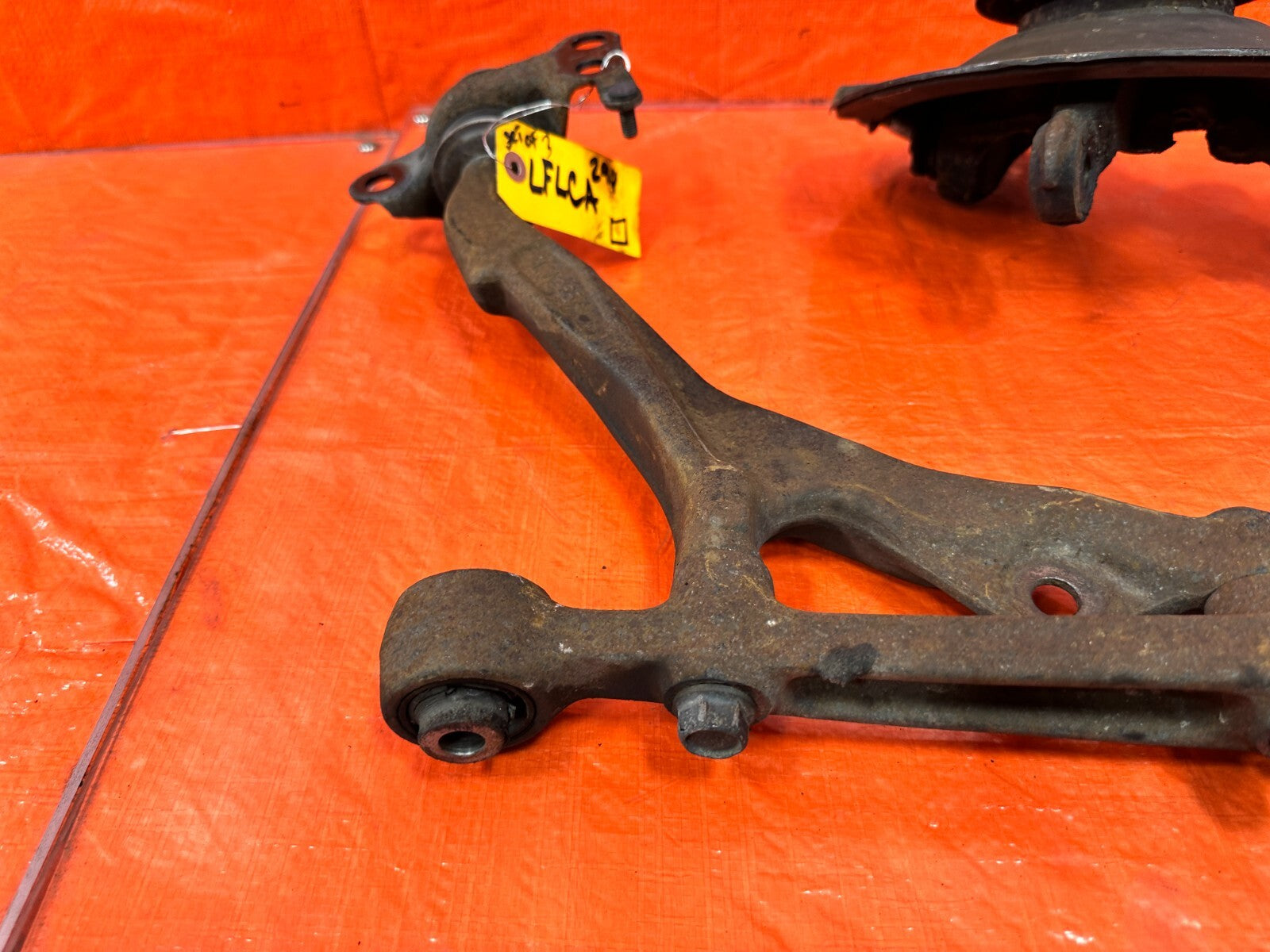 93 97 HONDA DEL SOL S & SI DRIVER LEFT FRONT SPINDLE KNUCKLE HUB & ARMS OEM #2945