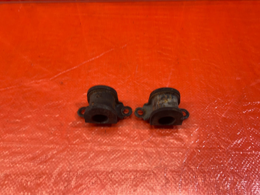 93 97 HONDA DEL SOL   FRONT SWAY BAR MOUNTING BRACKET LEFT OR RIGHT   OEM #1460