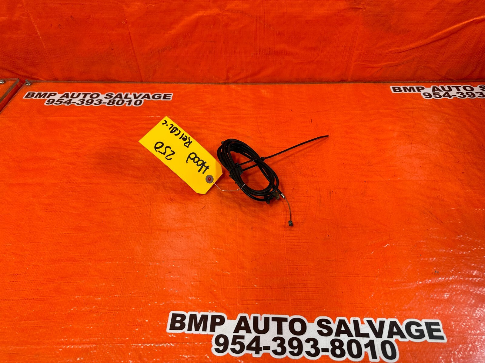 00 05 TOYOTA CELICA   HOOD RELEASE WIRE CABLE   OEM FACTORY #2500