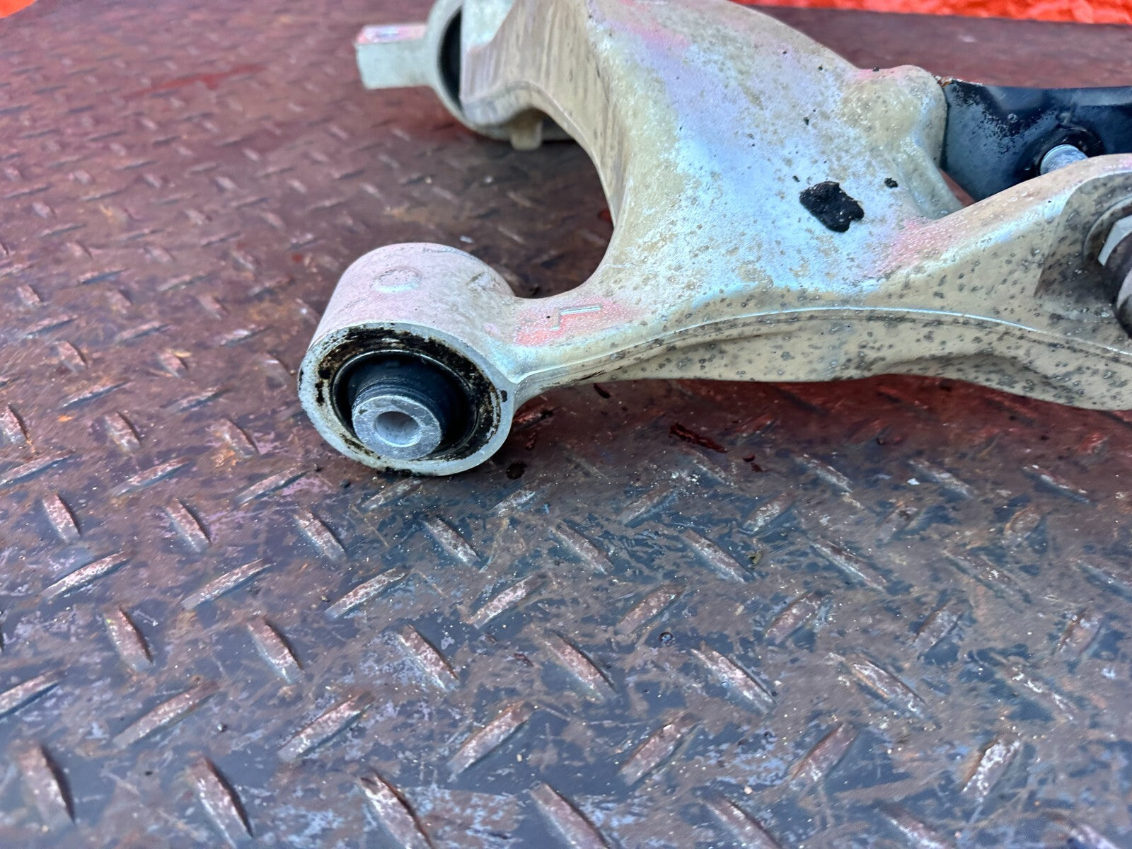 08 15 INFINITI G37 Q60   RWD ONLY   DRIVER LEFT FRONT LOWER CONTROL ARM OEM 2784