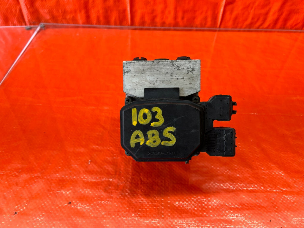 00 02 TOYOTA CELICA   ABS PUMP ANTI SKID LOCK ACTUATOR VSA MODULATOR   OEM #1030