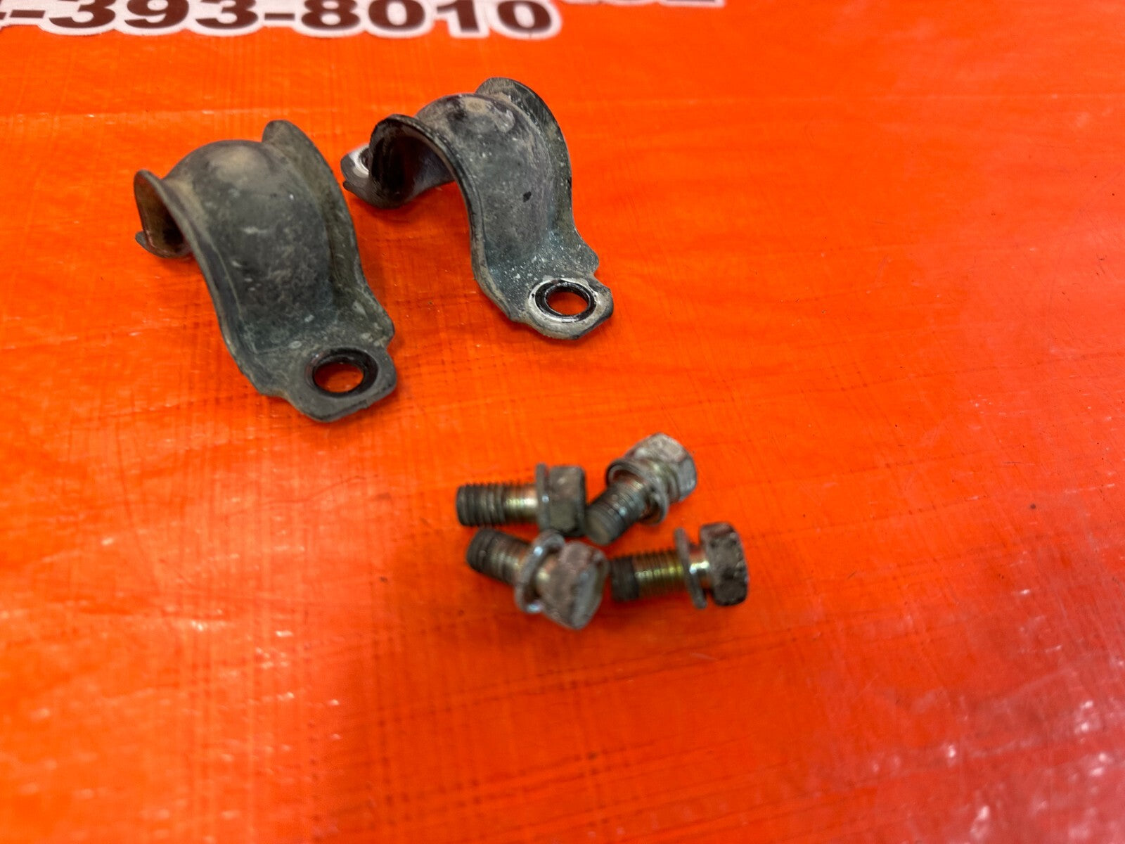 04 08 ACURA TSX   LEFT & RIGHT REAR SWAY BAR BRACKETS & BUSHINGS   OEM #2554