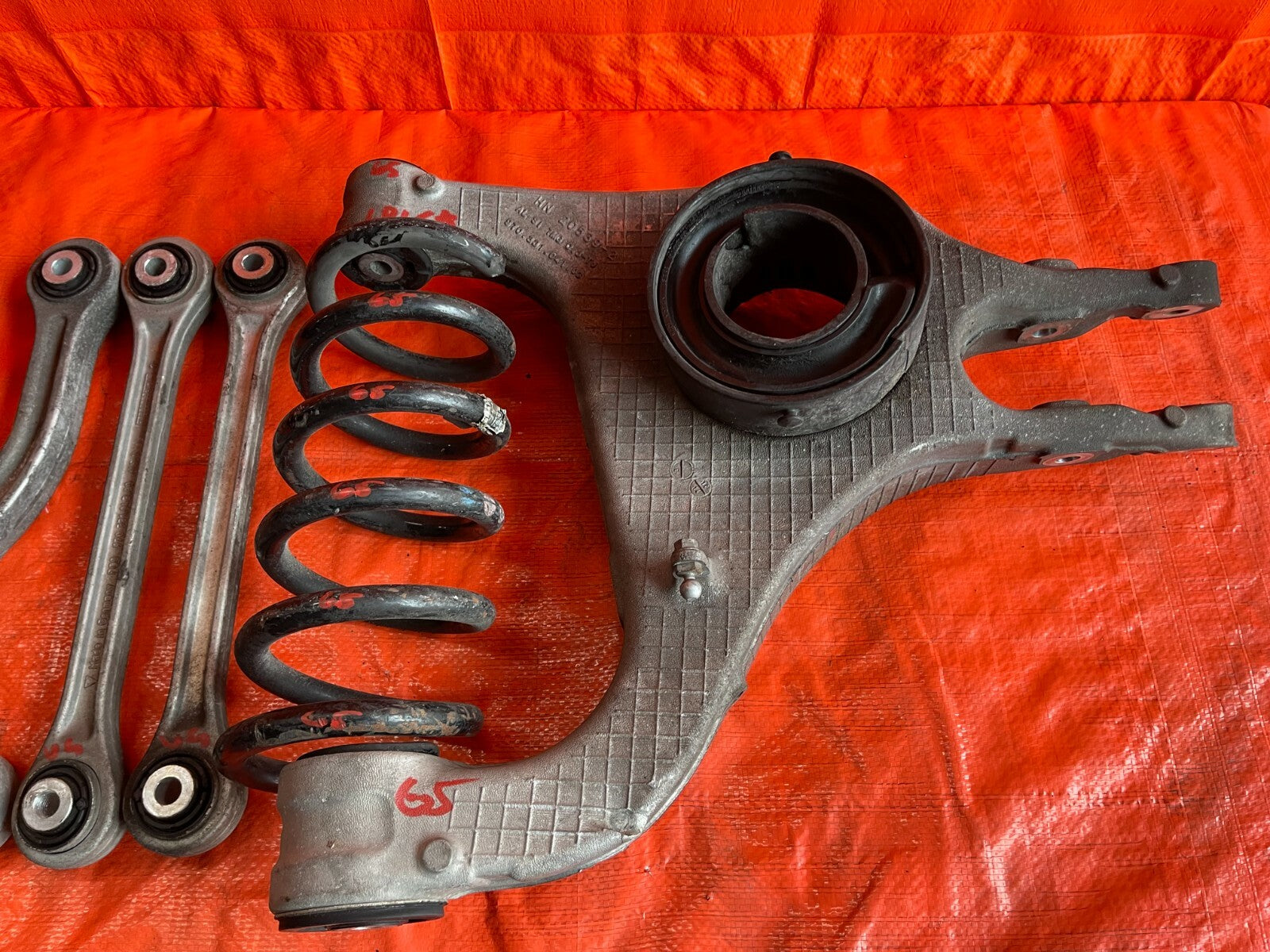 11 16 PORSCHE   PANAMERA 4 MODEL   AWD   DRIVER LEFT REAR CONTROL ARM SET OEM 654