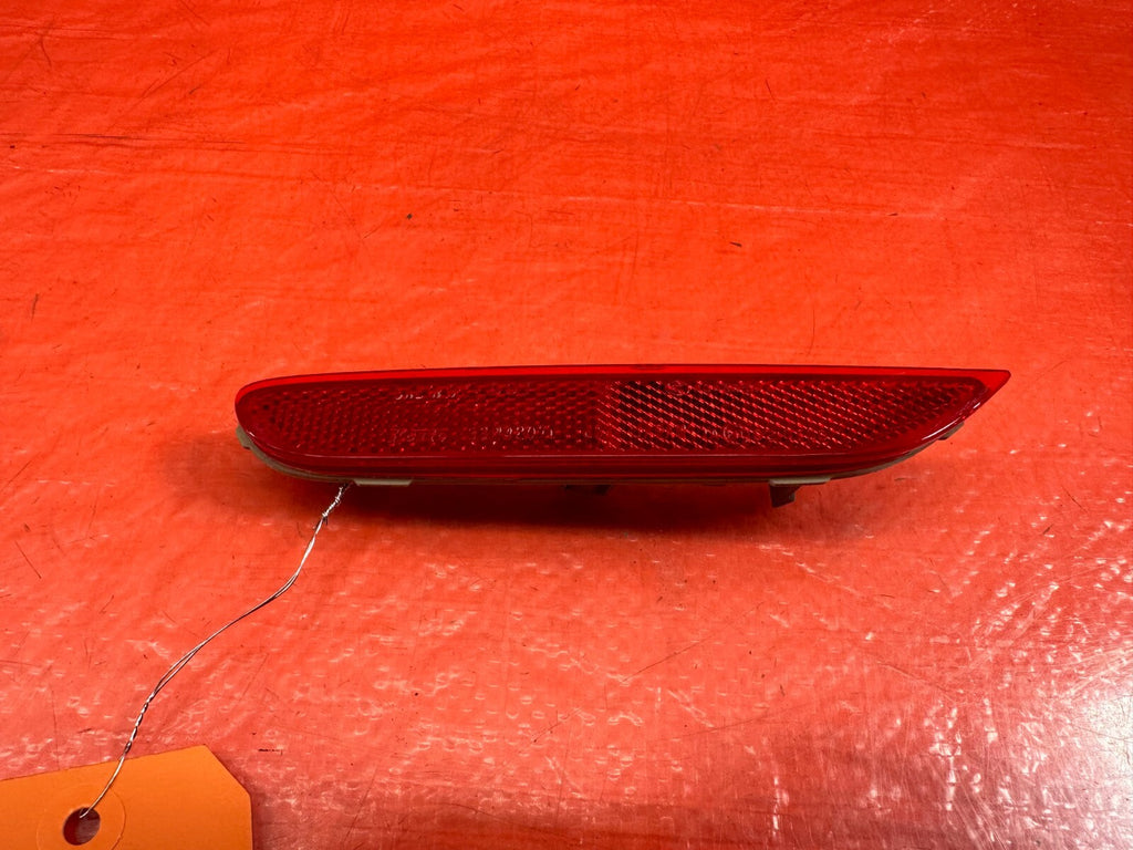 14 17 INFINITI Q50   SPORT   DRIVER LEFT REAR   BUMPER REFLECTOR   OEM #87881
