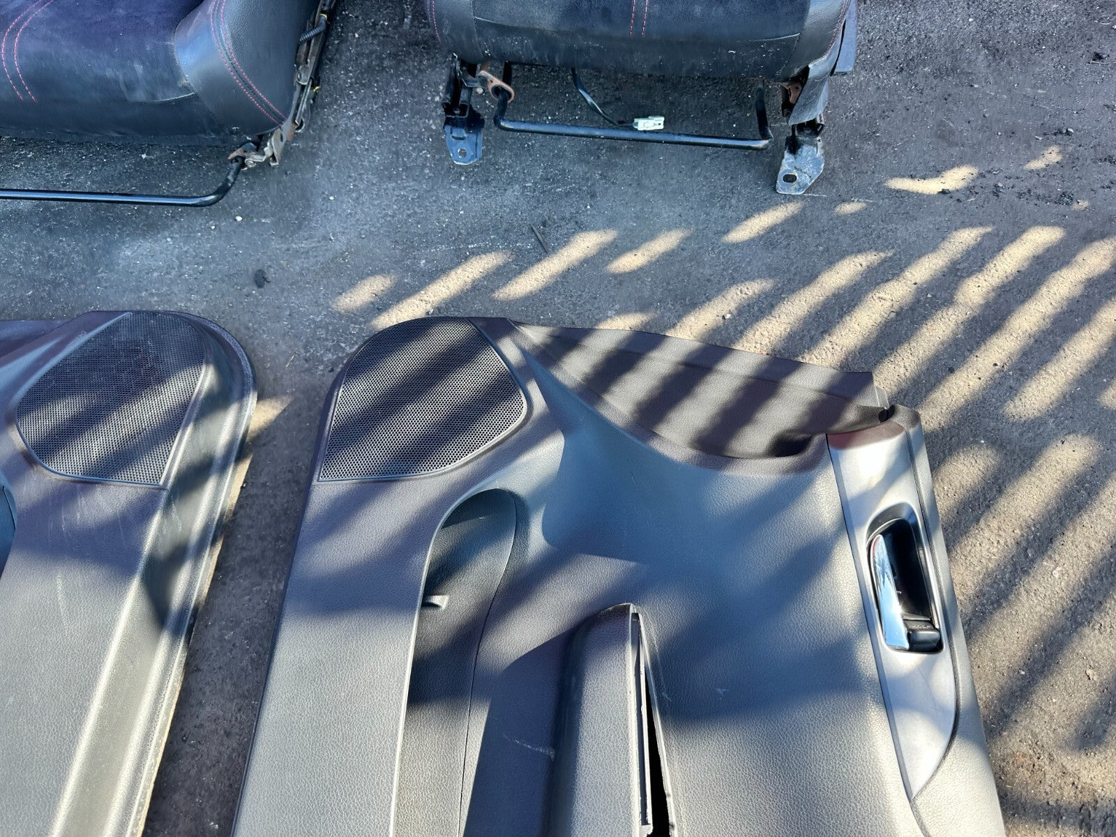 08 14 SUBARU IMPREZA WRX & STI WAGON   FRONT AND REAR SEATS & DOOR PANELS OEM4