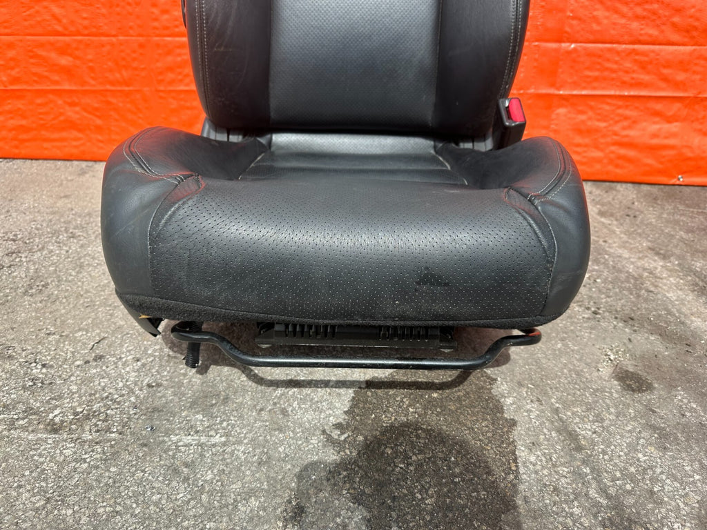 05 06 ACURA RSX   PASSENGER RIGHT   BLACK LEATHER SEAT   OEM FACTORY OE #291