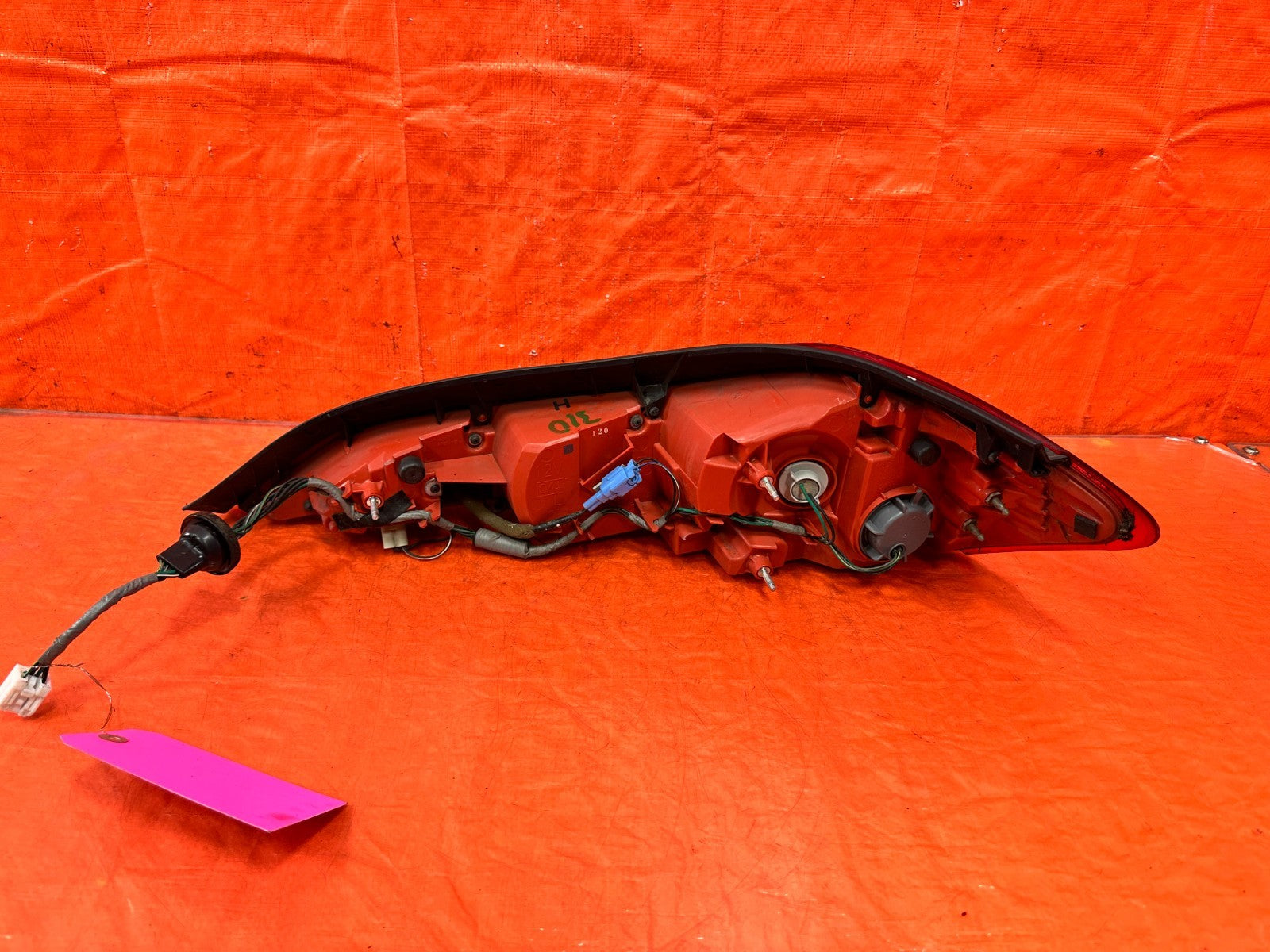 11 15 INFINITI G37 CONVERTIBLE   DRIVER LEFT TAIL LIGHT TAIL LAMP   OEM #3104