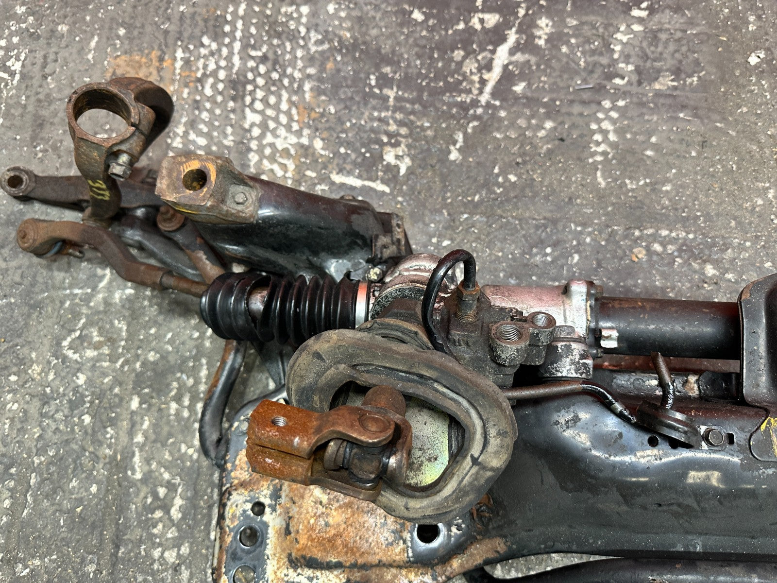 92 95 HONDA CIVIC FRONT SUBFRAME W/ RACK & CONTROL ARMS EKK2 K SWAP OEM #3339