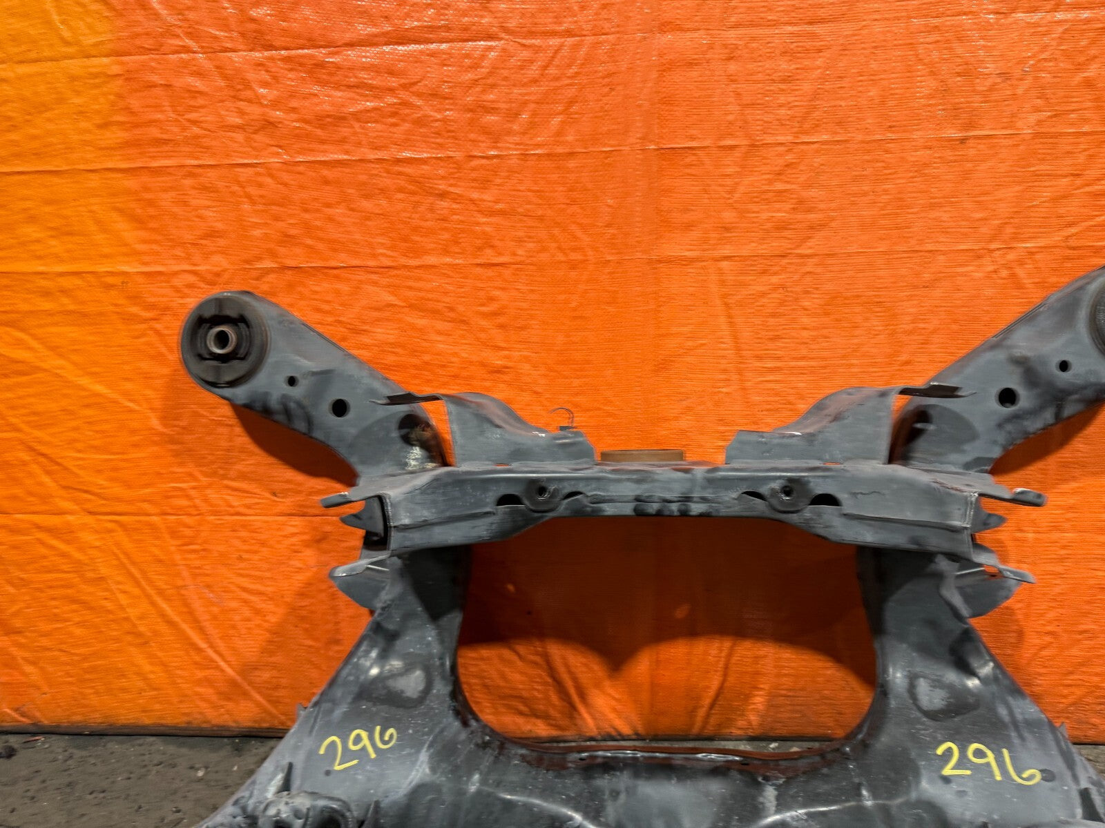 14 20 INFINITI Q50 & 16 20 Q60 REAR SUBFRAME CROSSMEMBER K FRAME W/ BRACKETS 2964