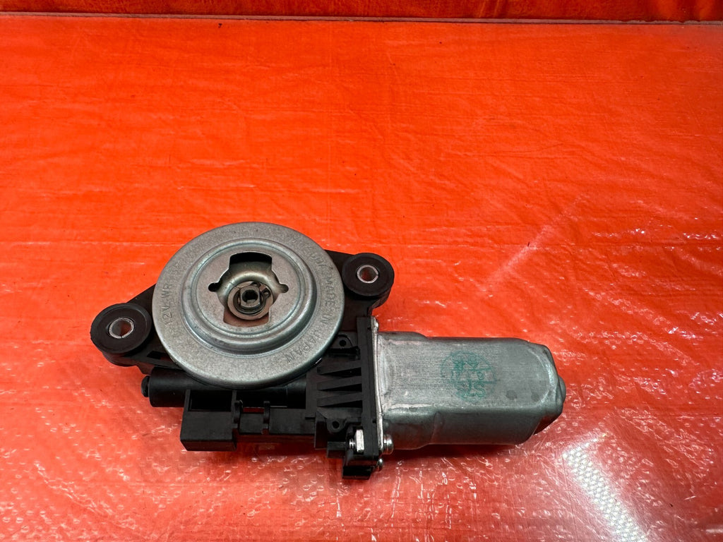 04 08 ACURA TSX   SUNROOF MOONROOF SLIDING ROOF   MOTOR   OEM FACTORY #20511