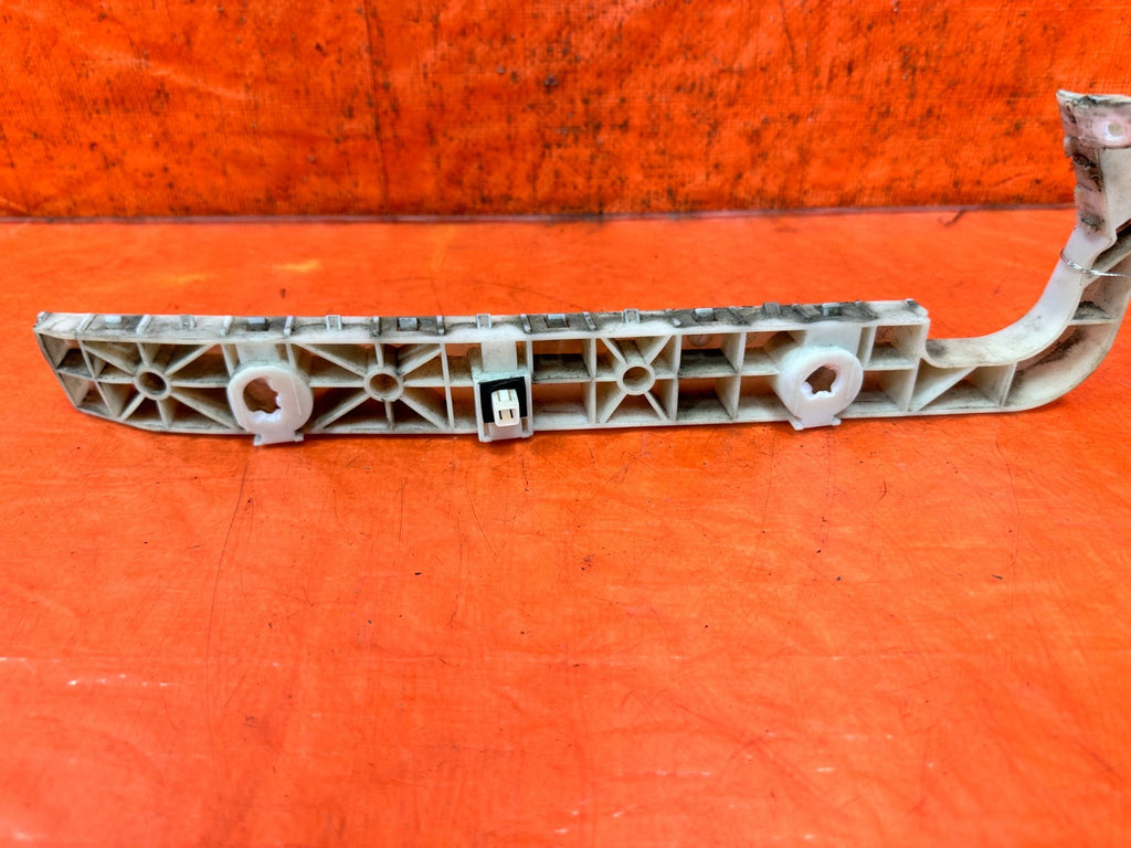 2009 2015 INFINITI Q60 G37 CONVERTIBLE REAR BUMPER SIDE BRACKET MOUNT RIGHT #3293