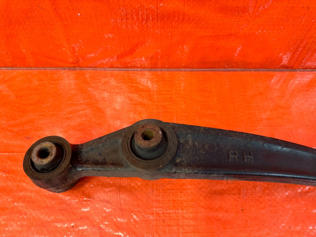 93 97 HONDA DEL SOL   PASSENGER RIGHT REAR   LOWER CONTROL ARM   OEM #2567