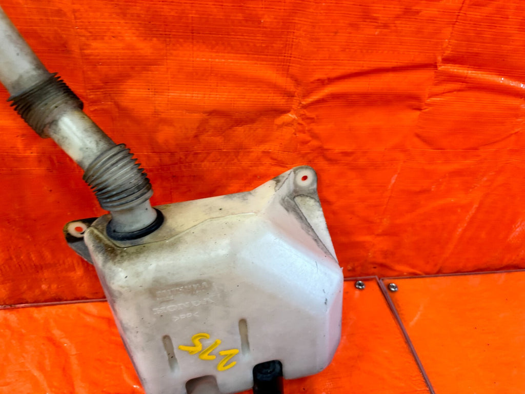04 08 ACURA TSX   WINDSHIELD WIPER RESERVOIR TANK W/ MOTOR   OEM FACTORY #2756