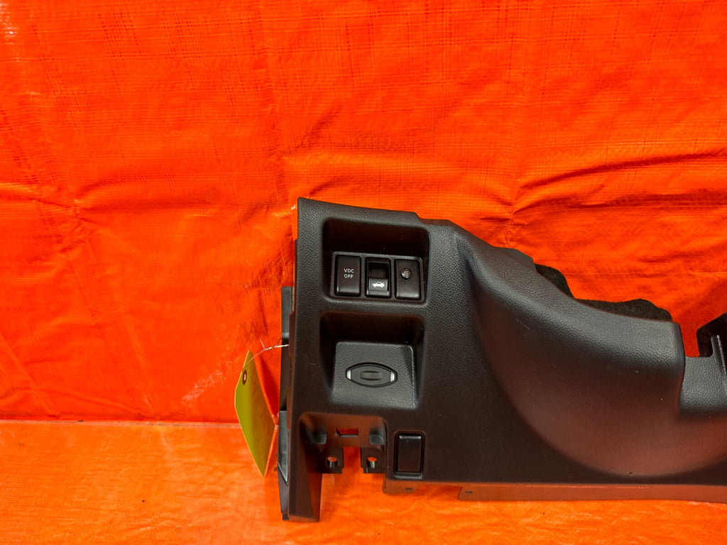 08 15 INFINITI G37 Q60 COUPE   KNEE TRIM UNDER STEERING COLUMN LOWER COVER   2456