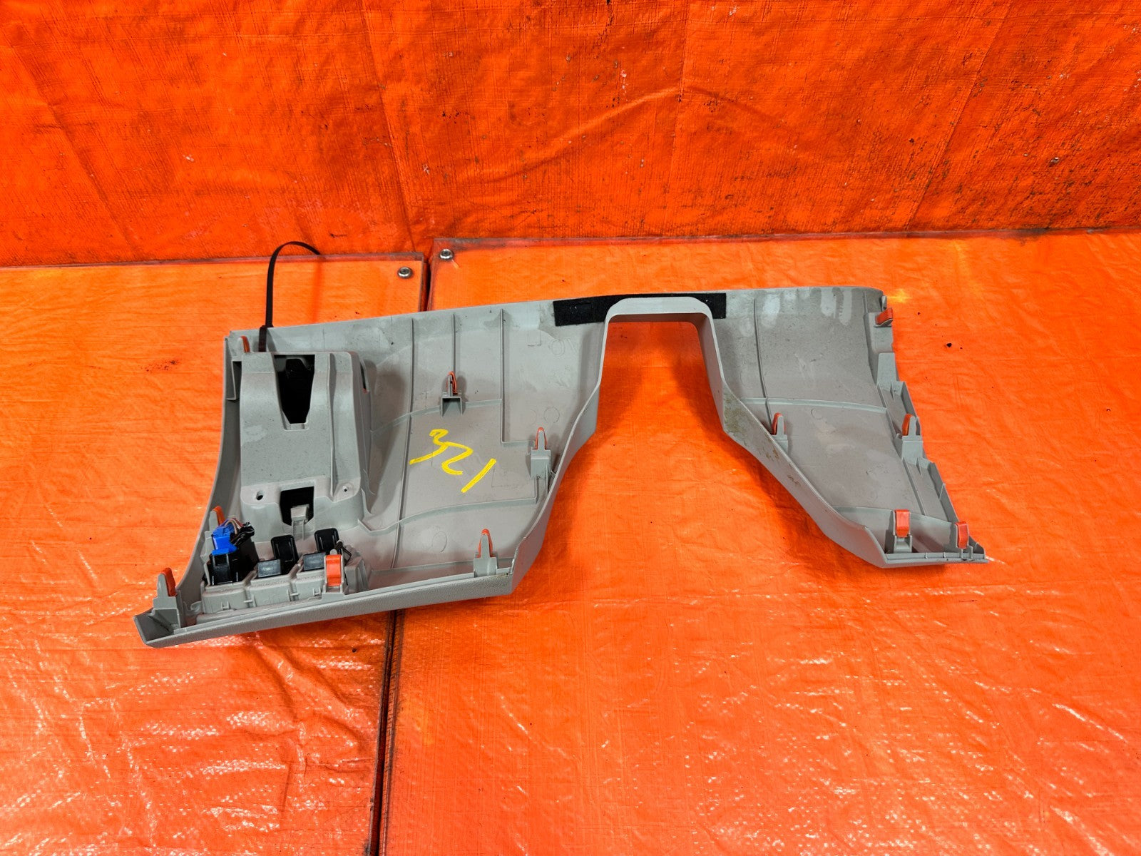 09 14 ACURA TSX   KNEE TRIM UNDER STEERING COLUMN LOWER COVER   GRAY   OEM #3218