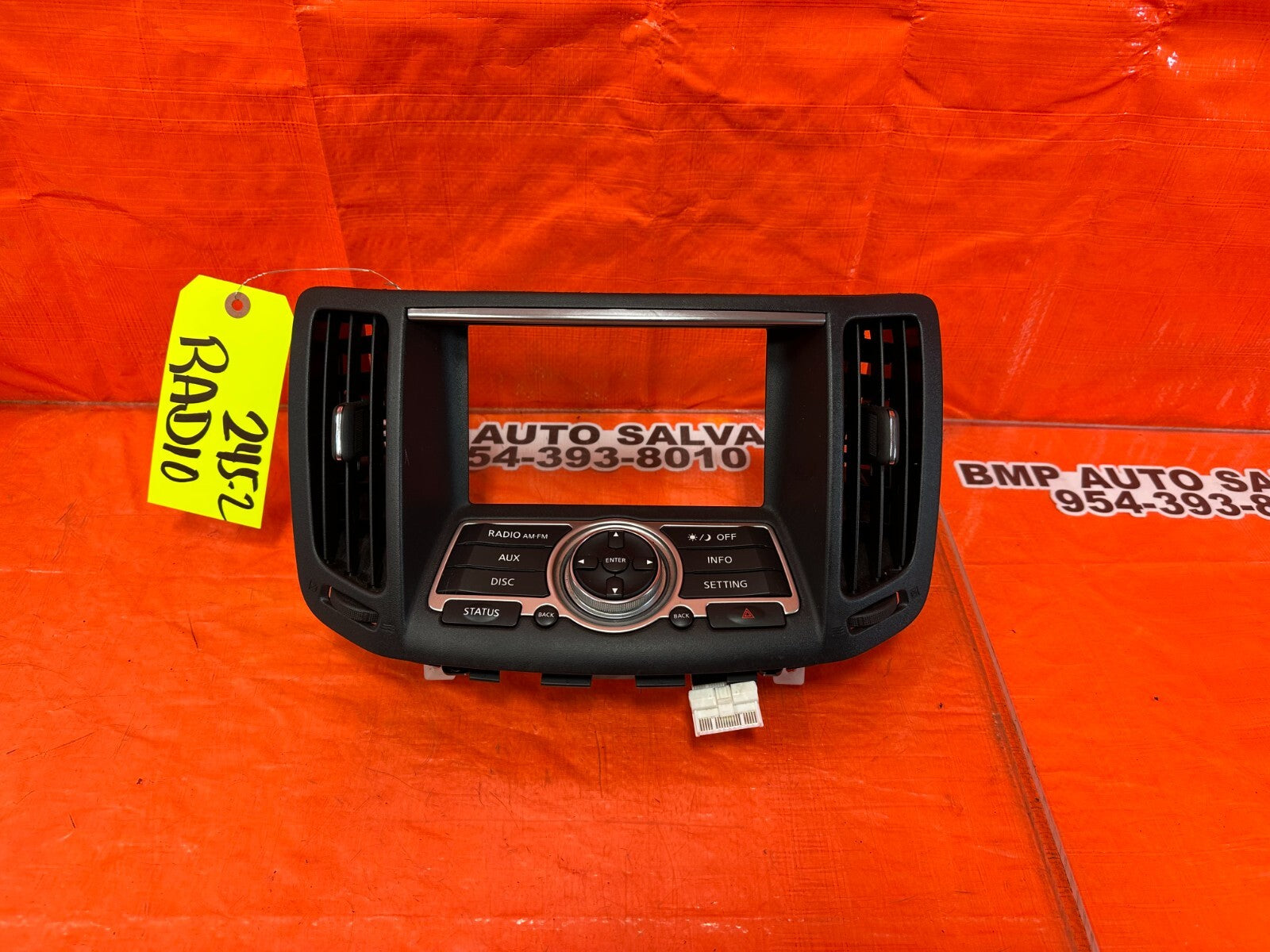 08 15 INFINITI G37 & Q60    2D COUPE   RADIO STEREO CONTROL BEZEL   NON NAVI 2450