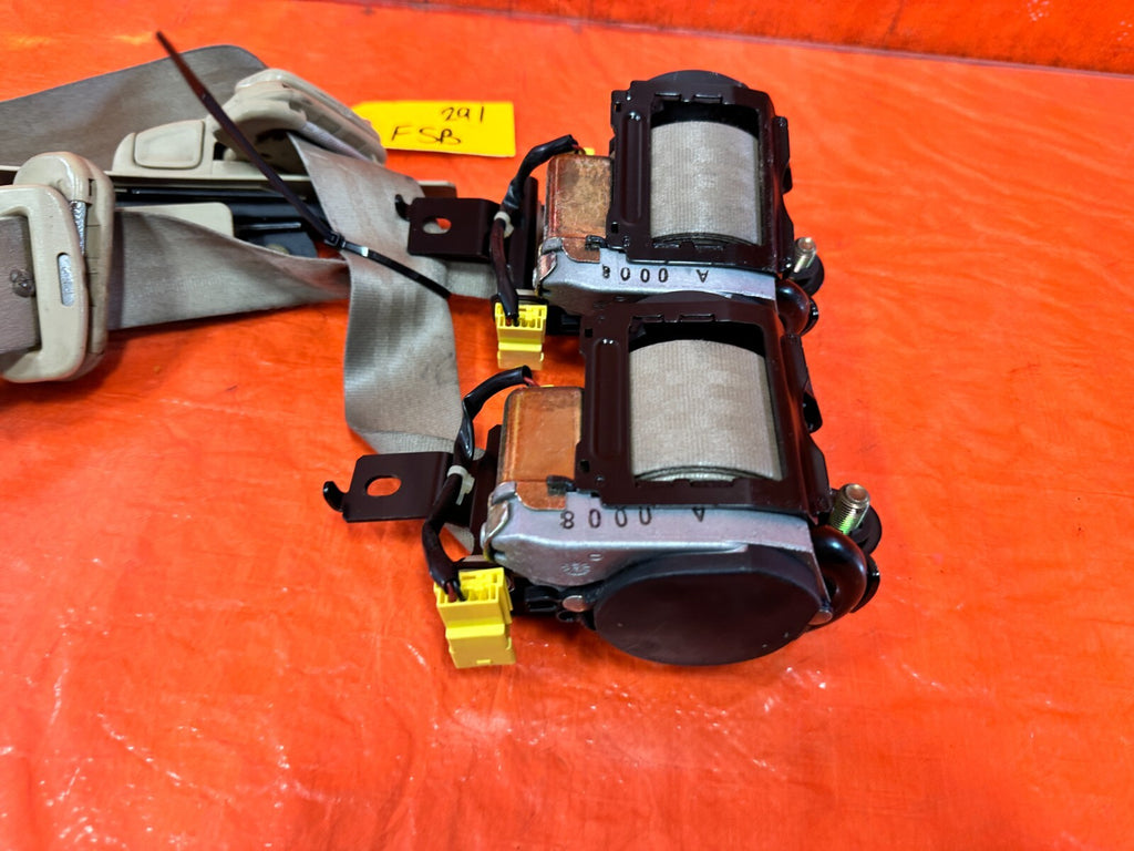 04 05 ACURA TSX   LEFT & RIGHT FRONT SEAT BELTS   TAN COLOR   OEM FACTORY #2911