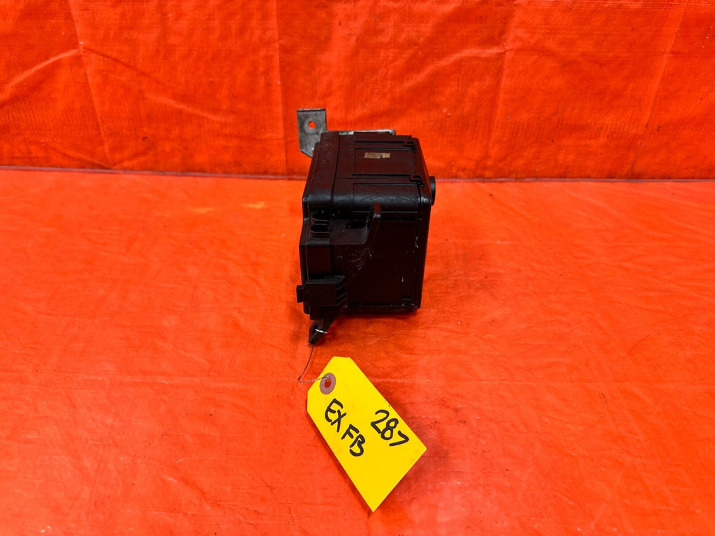 96 00 HONDA CIVIC   EXTERIOR   ENGINE BAY UNDER HOOD   FUSE BOX PANEL   OEM #2871