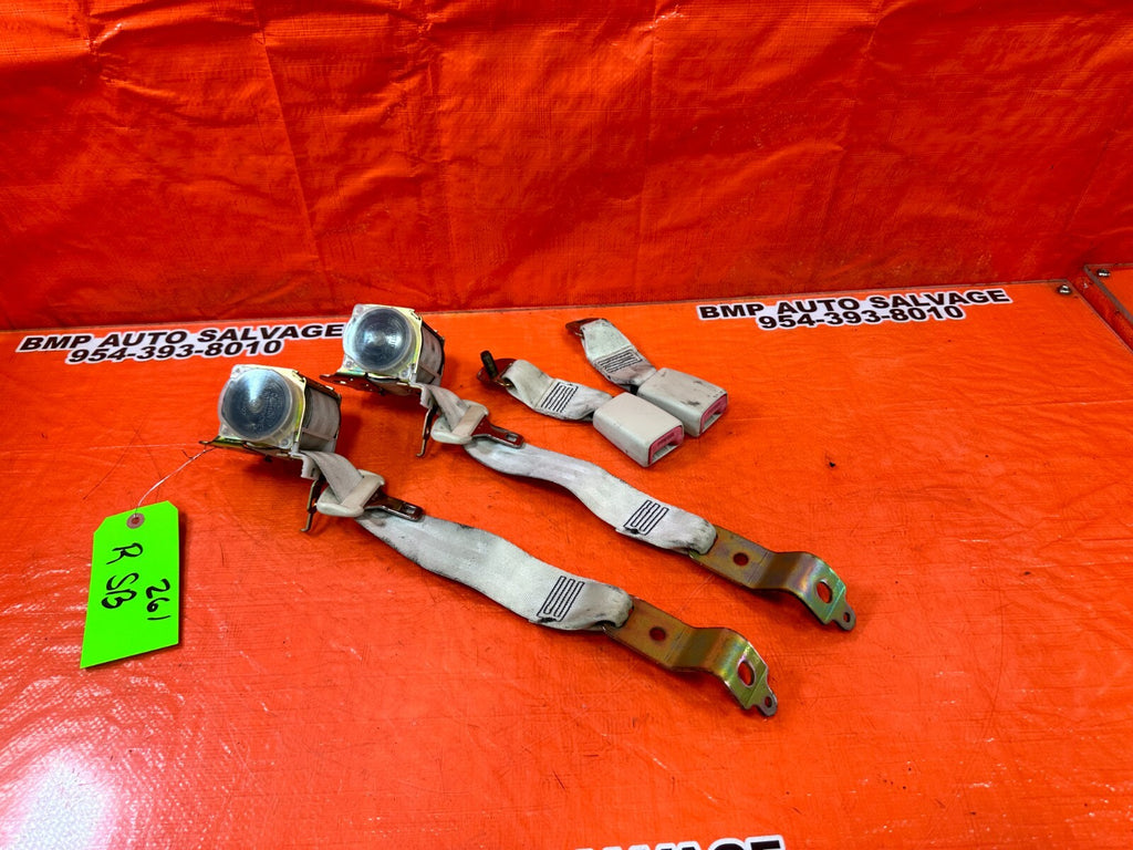 02 10 LEXUS SC430   REAR SEAT BELT SET   LEFT & RIGHT SEAT BELTS   ECRU OEM #26110