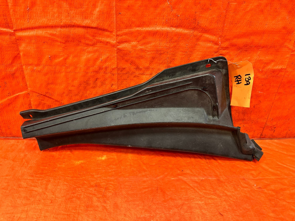 ACURA RSX WINDSHIELD WIPER COWL BEZEL PLASTIC TRIM PASSENGER RIGHT SIDE OEM #1391