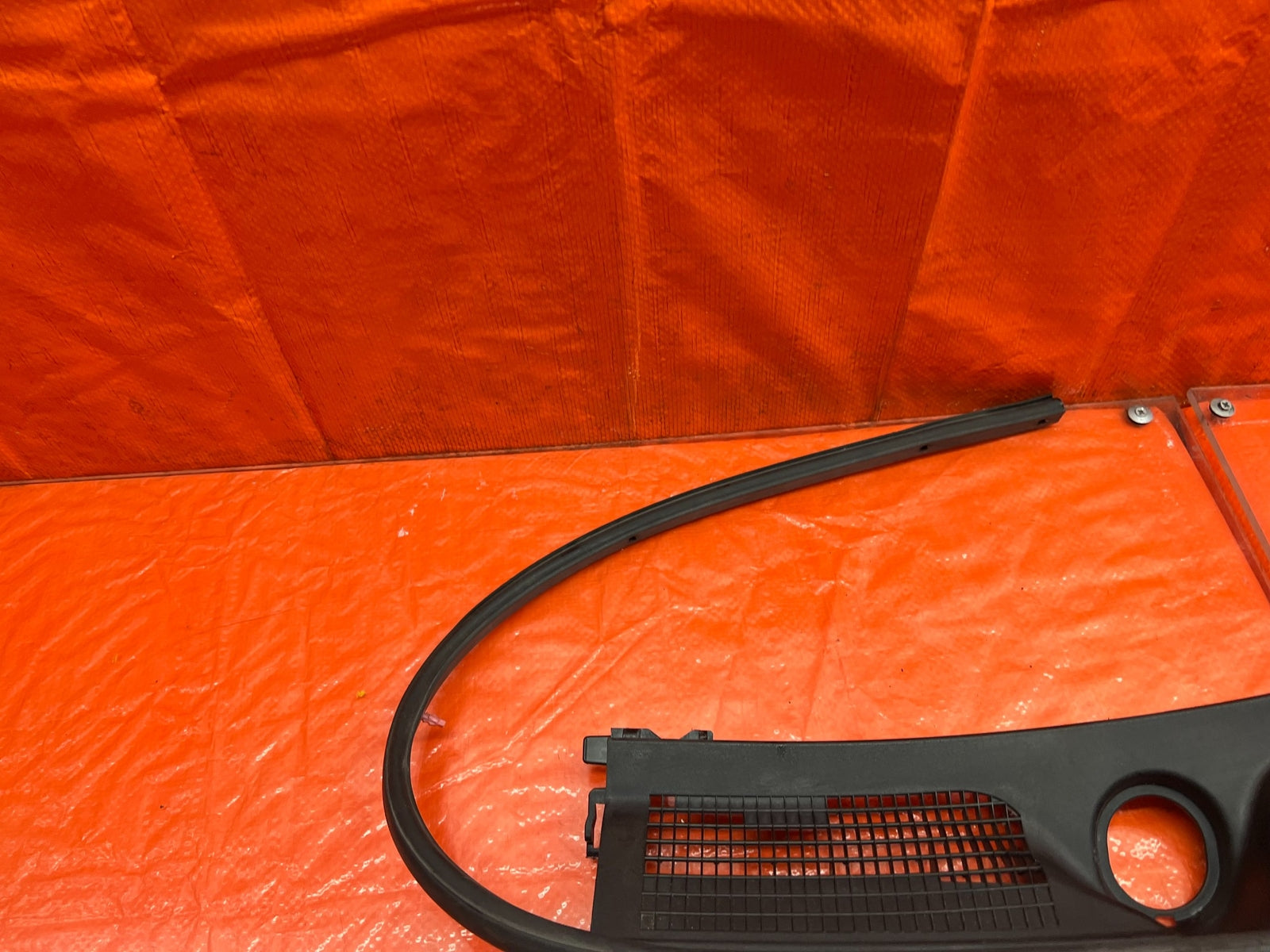 08 15 INFINITI G37 & Q60   2D COUPE   WIPER COWL TRIM   LEFT SIDE   OEM #1698