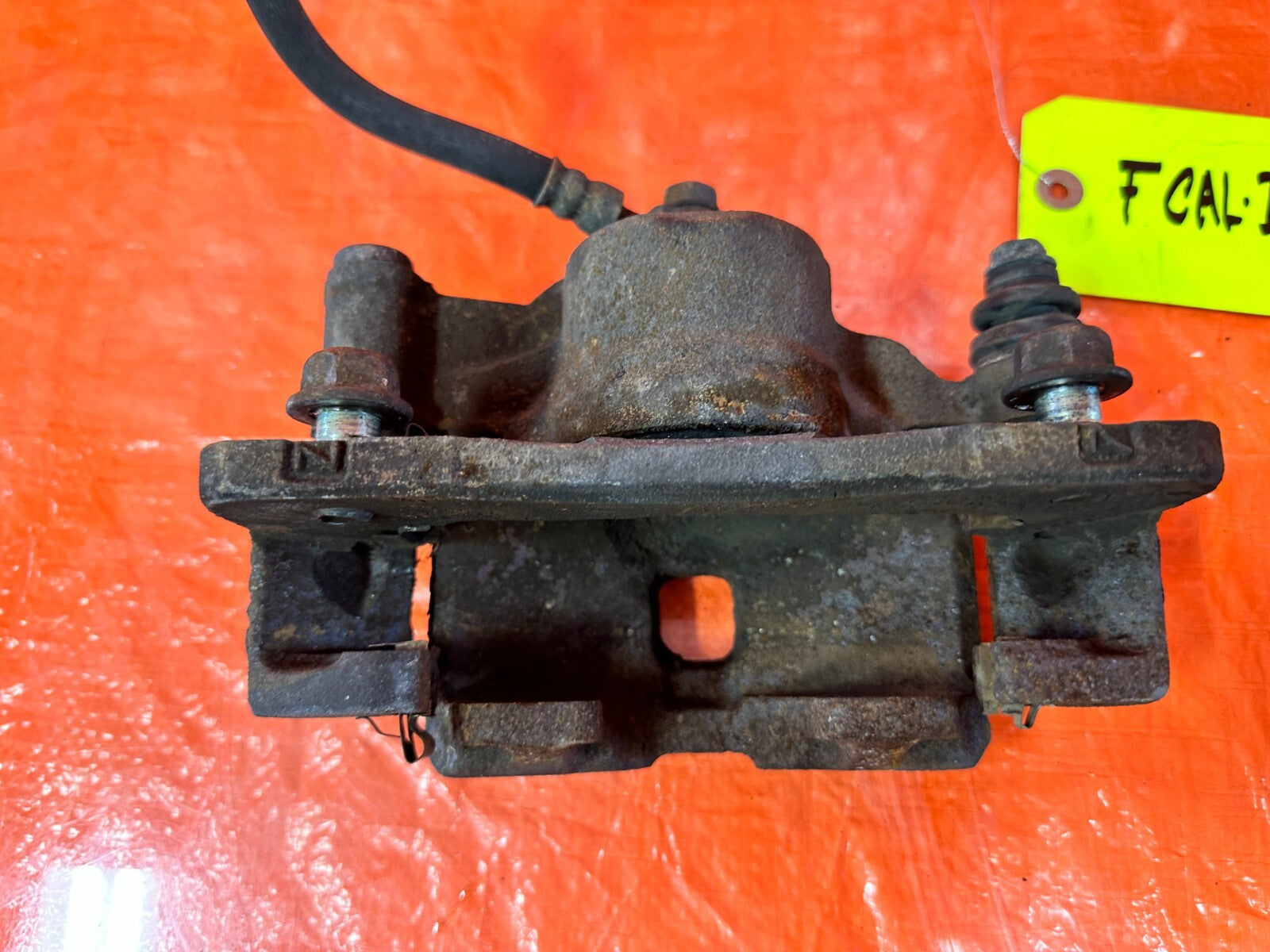 93 97 HONDA DEL SOL S SI   FRONT BRAKE CALIPERS   LEFT RIGHT CALIPER SET OEM 27218
