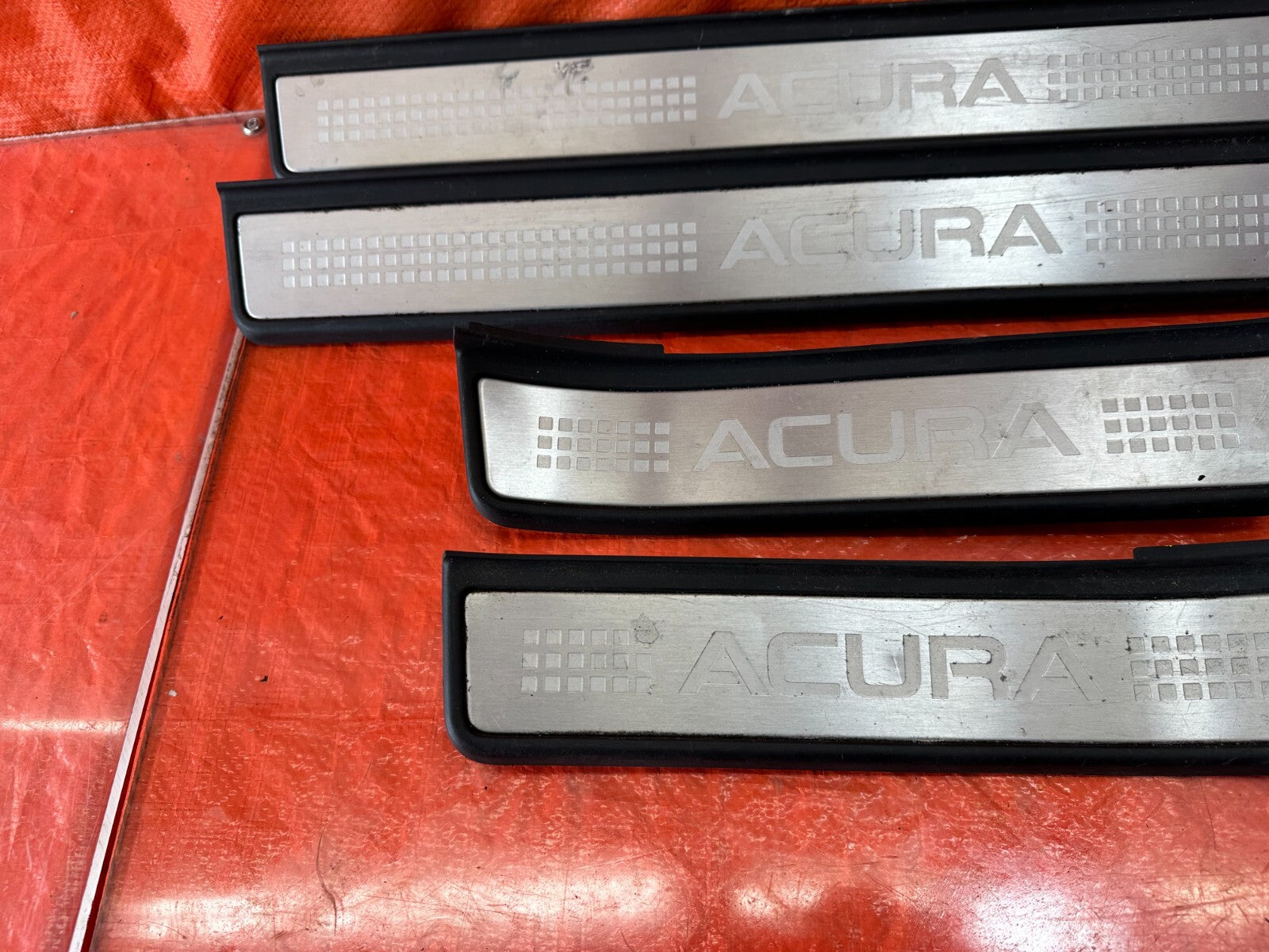 04 08 ACURA TL   LEFT AND RIGHT FLOOR PILLARS SCUFF PLATE SET   OEM #2344