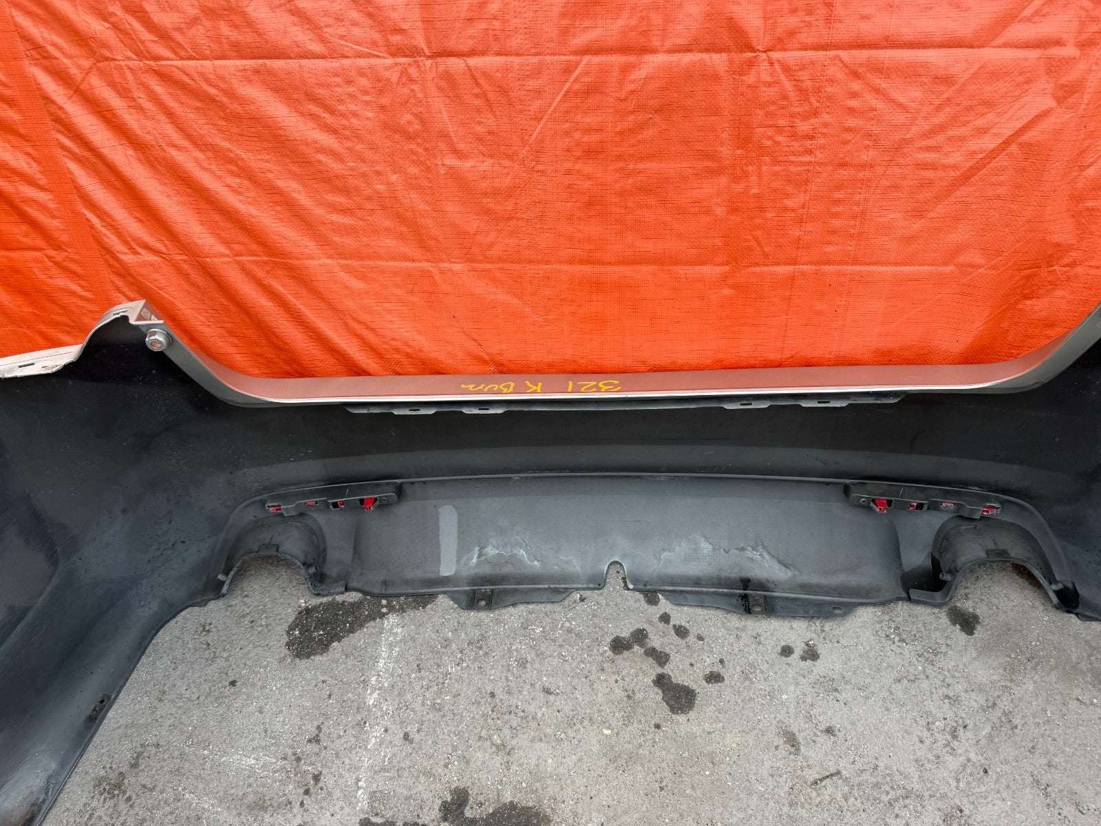 09 14 ACURA TSX   REAR BUMPER COVER WITH REFLECTORS   OEM FACTORY OE 32113