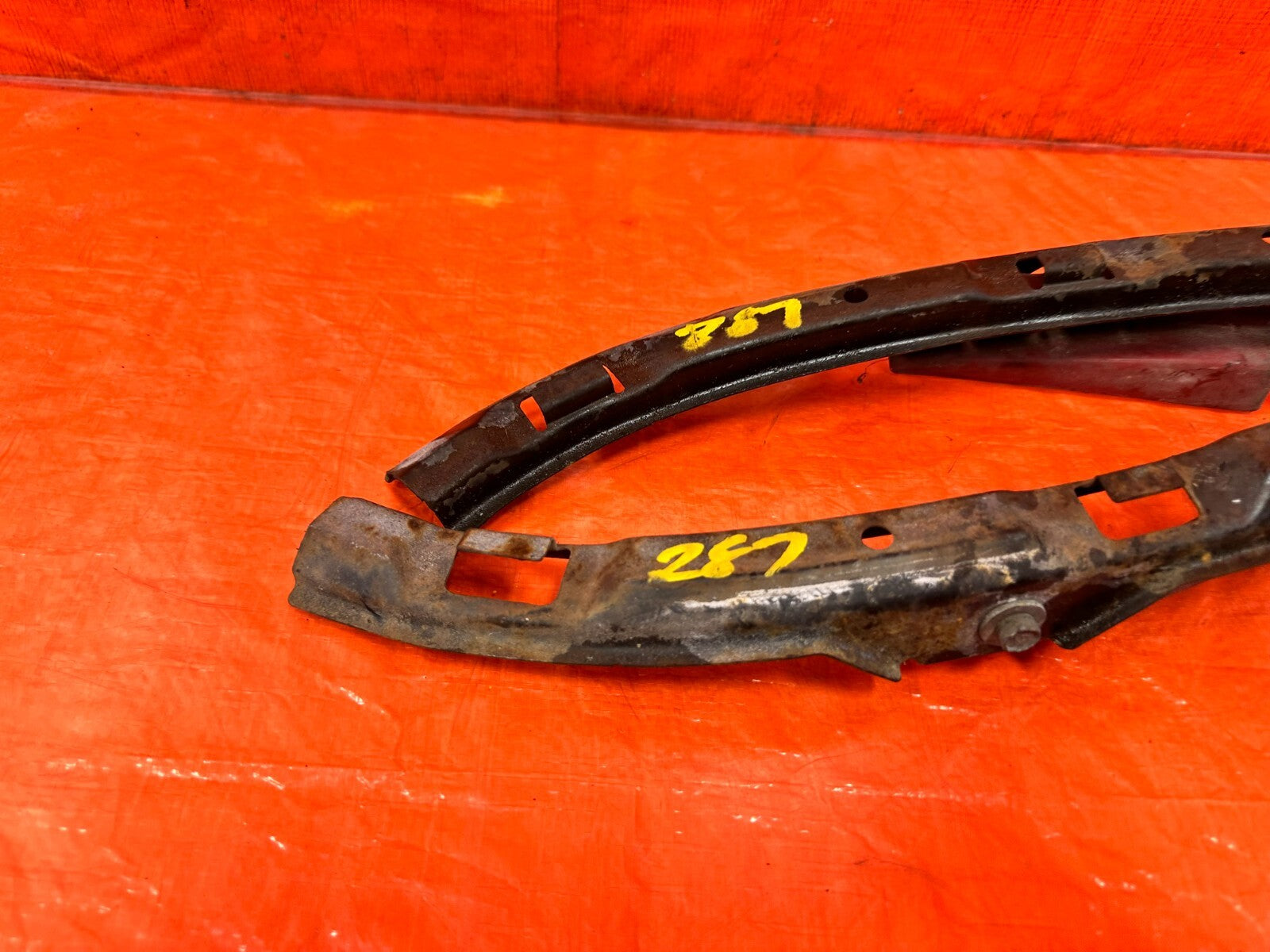 96 98 HONDA CIVIC HEADLIGHT BRACKET SET LEFT & RIGHT BRACKETS   ALL 4   OEM #2871