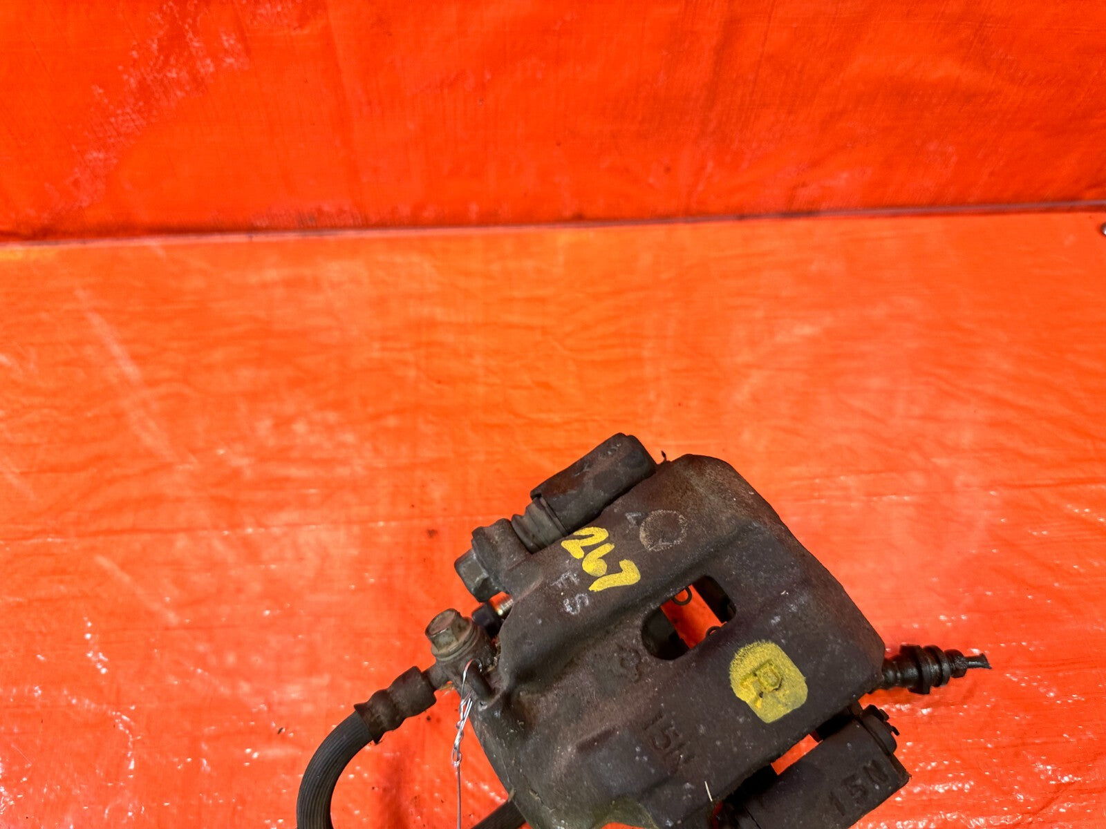 90 93 MAZDA MX 5 MIATA   PASSENGER RIGHT FRONT BRAKE CALIPER   OEM #2677