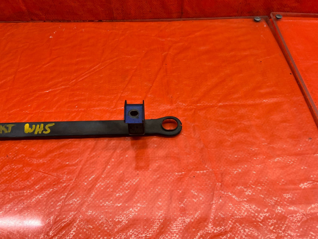 94 01 ACURA INTEGRA   AC CONDENSER ASSEMBLY MOUNTING BRACKET BAR MOUNT OEM #1643