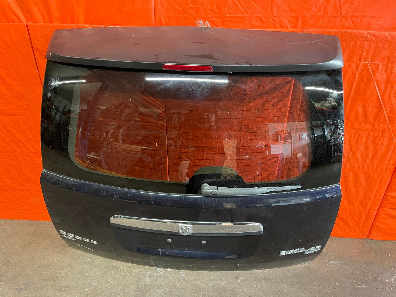 09 10 DODGE GRAND CARAVAN SXT LIFTGATE TAIL GATE COMPLETE W/ INTERNALS LIFT OEM10