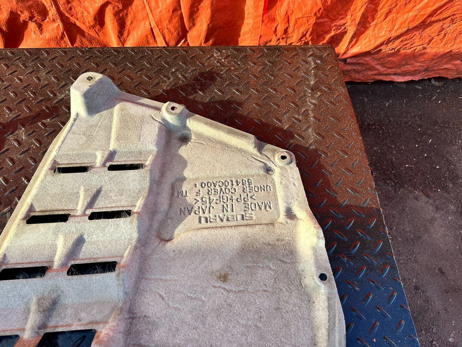 13 16 SCION FRS   17 20 86 13 20 BRZ   RADIATOR SPLASH SHIELD 56410CA00 OEM 2931