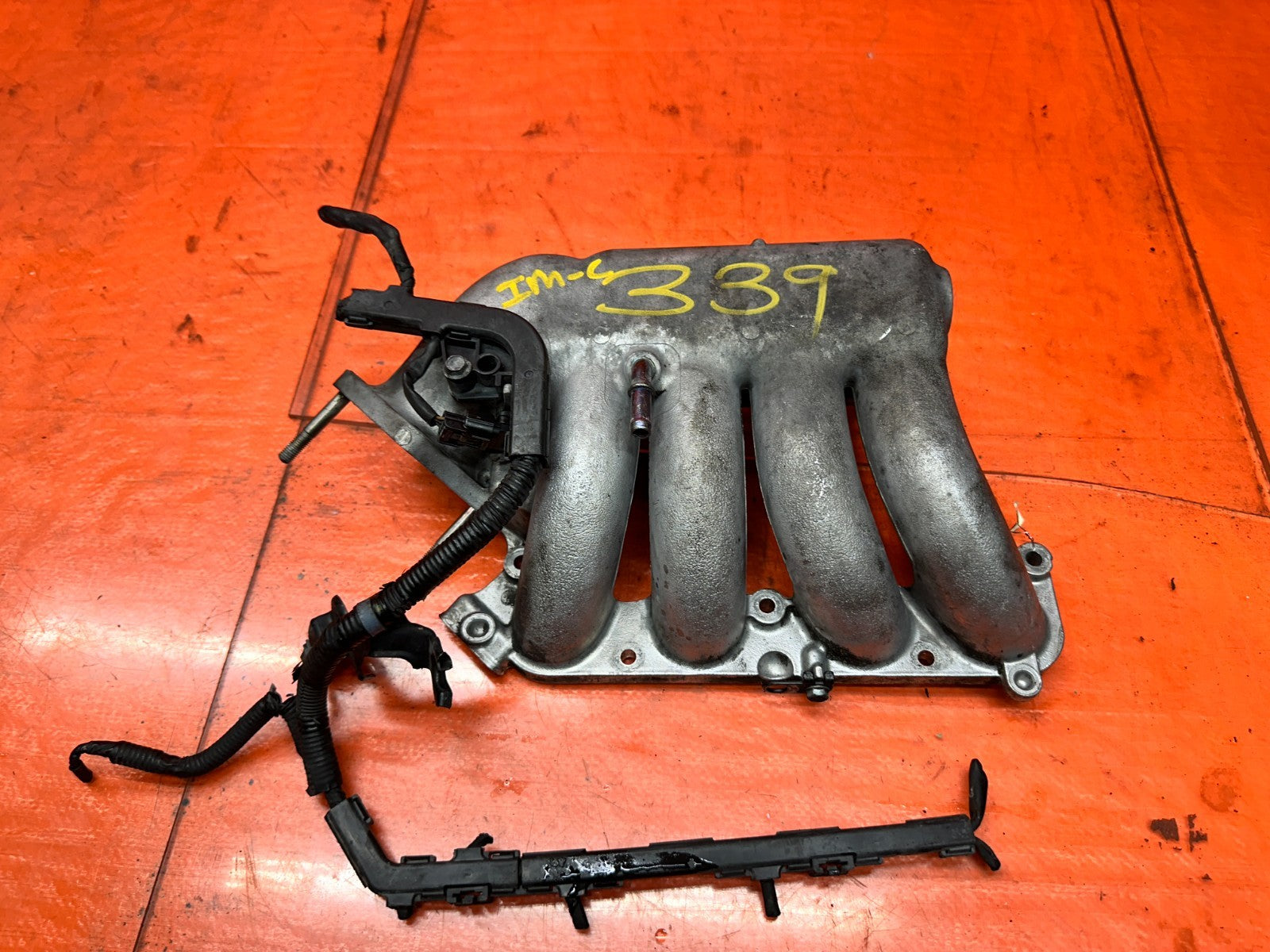 04-05 ACURA TSX 2.4L K24A2 ALUMINUM INTAKE MANIFOLD OUTER PLENUM OEM #33914