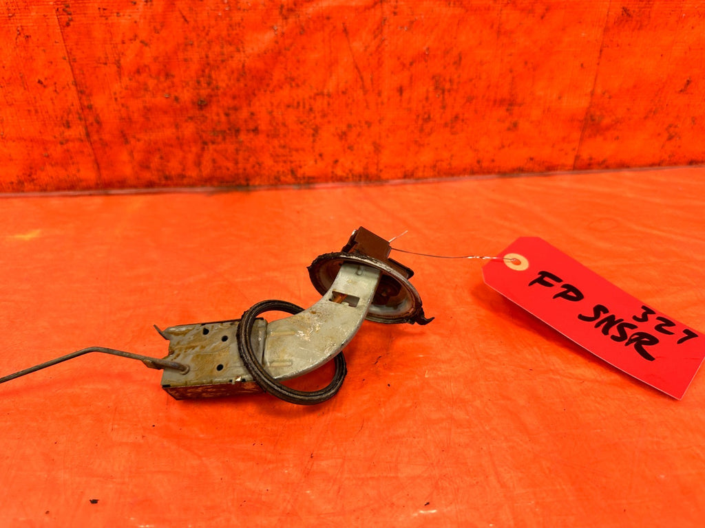 92 95 HONDA CIVIC   GASOLINE GAS FUEL LEVER SENSOR METER UNIT   OEM #3275