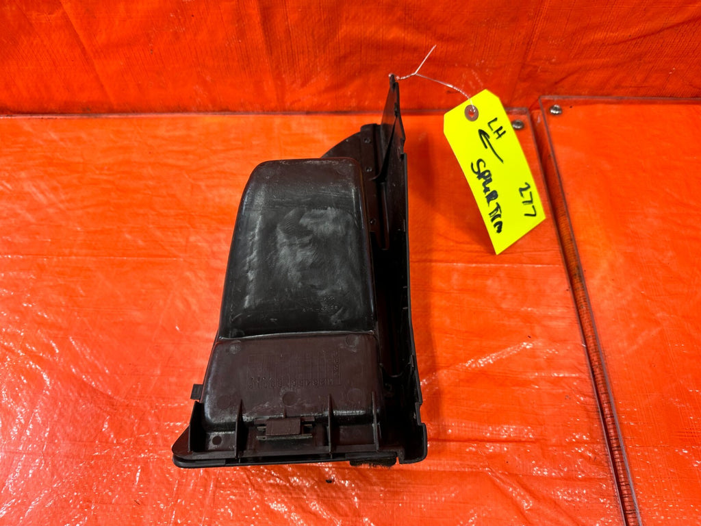 88 89 HONDA CRX DX   DRIVER LEFT REAR CARGO STORAGE COMPARTMENT OEM #2776