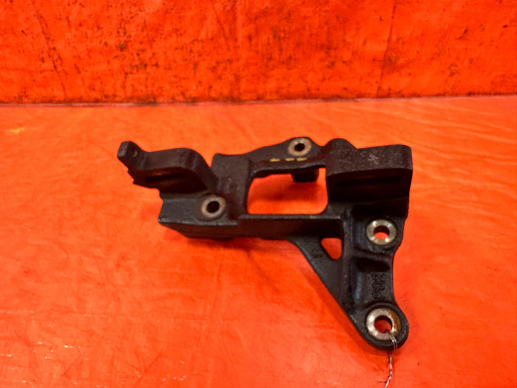 92 95 HONDA CIVIC   D15 D16 SOHC POWER STEERING PUMP BRACKET   OEM #3275