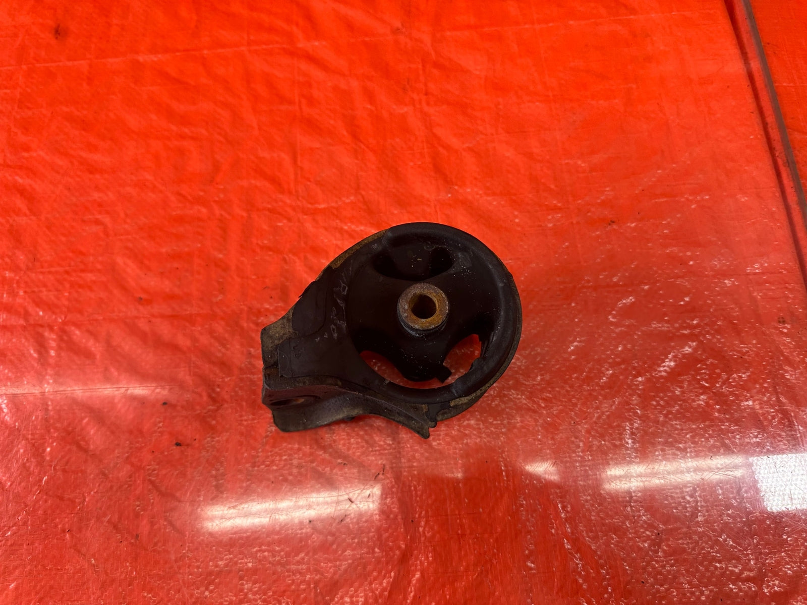 92 95 HONDA CIVIC   MANUAL   TRANSMISSION MOUNT   PASSENGER RIGHT   OEM #1992