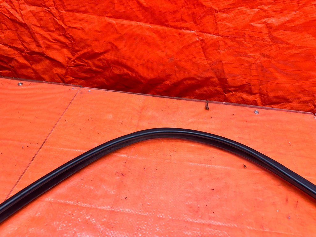 92 96 HONDA PRELUDE RIGHT DOOR OPENING WEATHERSTRIP OEM #3327