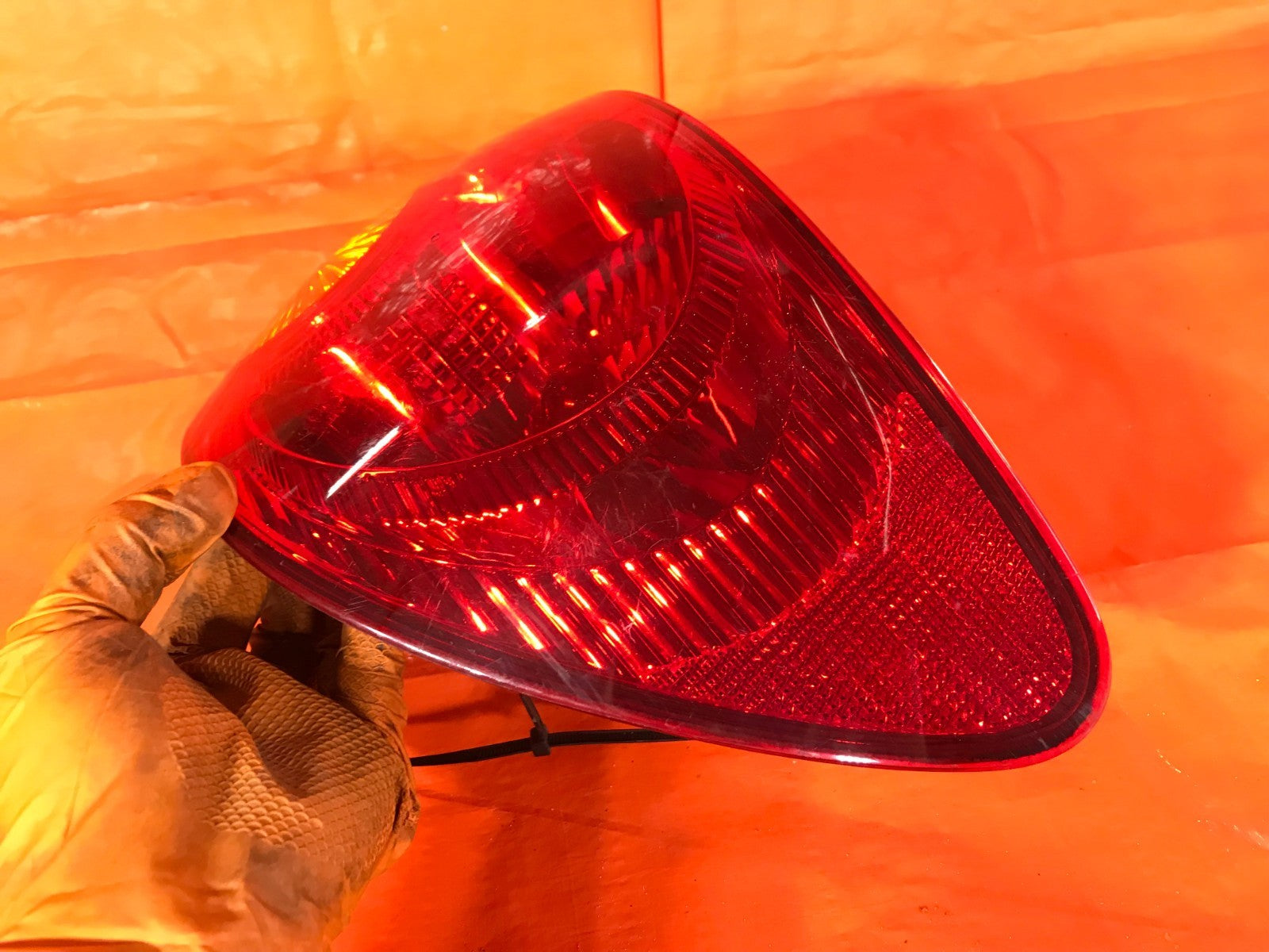 OEM 2006 06 TOYOTA COROLLA PASSENGER RIGHT OUTER TAIL LIGHT LAMP R RH3