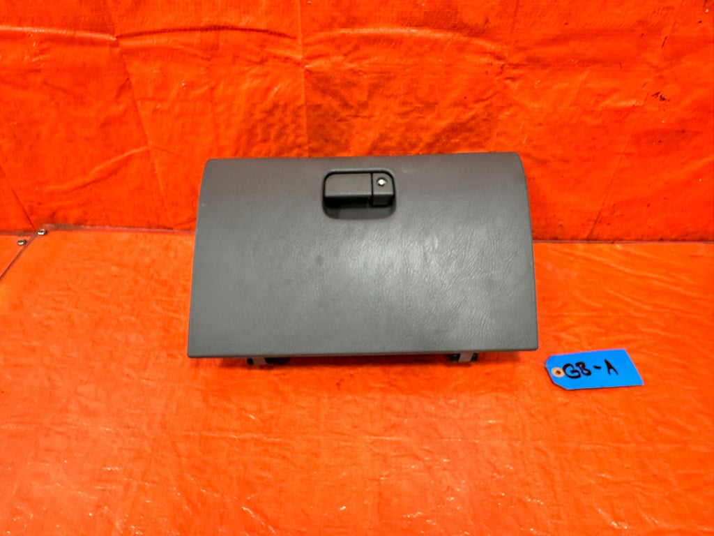 97-01 HONDA CR-V CRV - GLOVE BOX ASSEMBLY - GRAY COLOR - OEM FACTORY #3010