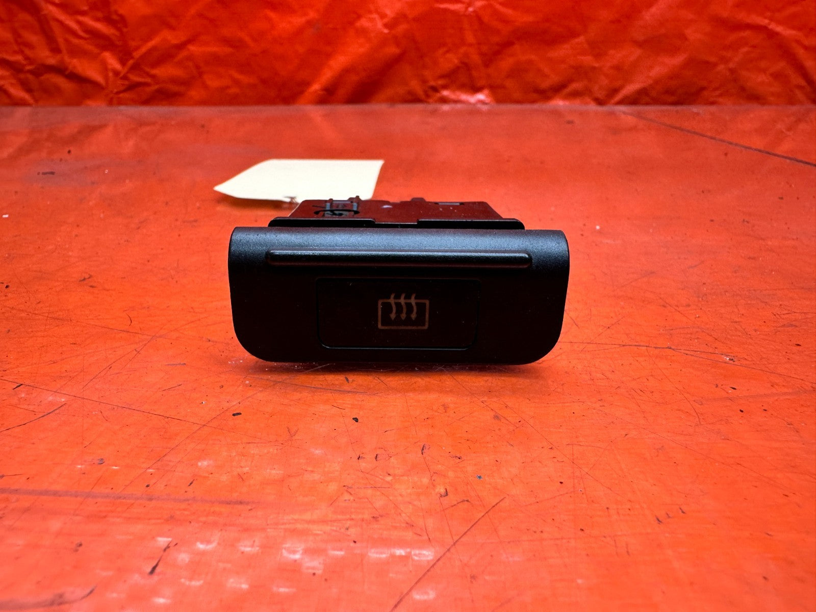 94 01 ACURA INTEGRA REAR WINDOW DEFROST BUTTON SWITCH OEM #3310