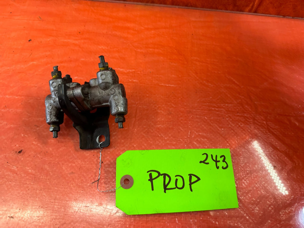 88 91 HONDA CRX DX HF   BRAKE PROPORTIONING VALVE PROP VALVE   OEM FACTORY #2433