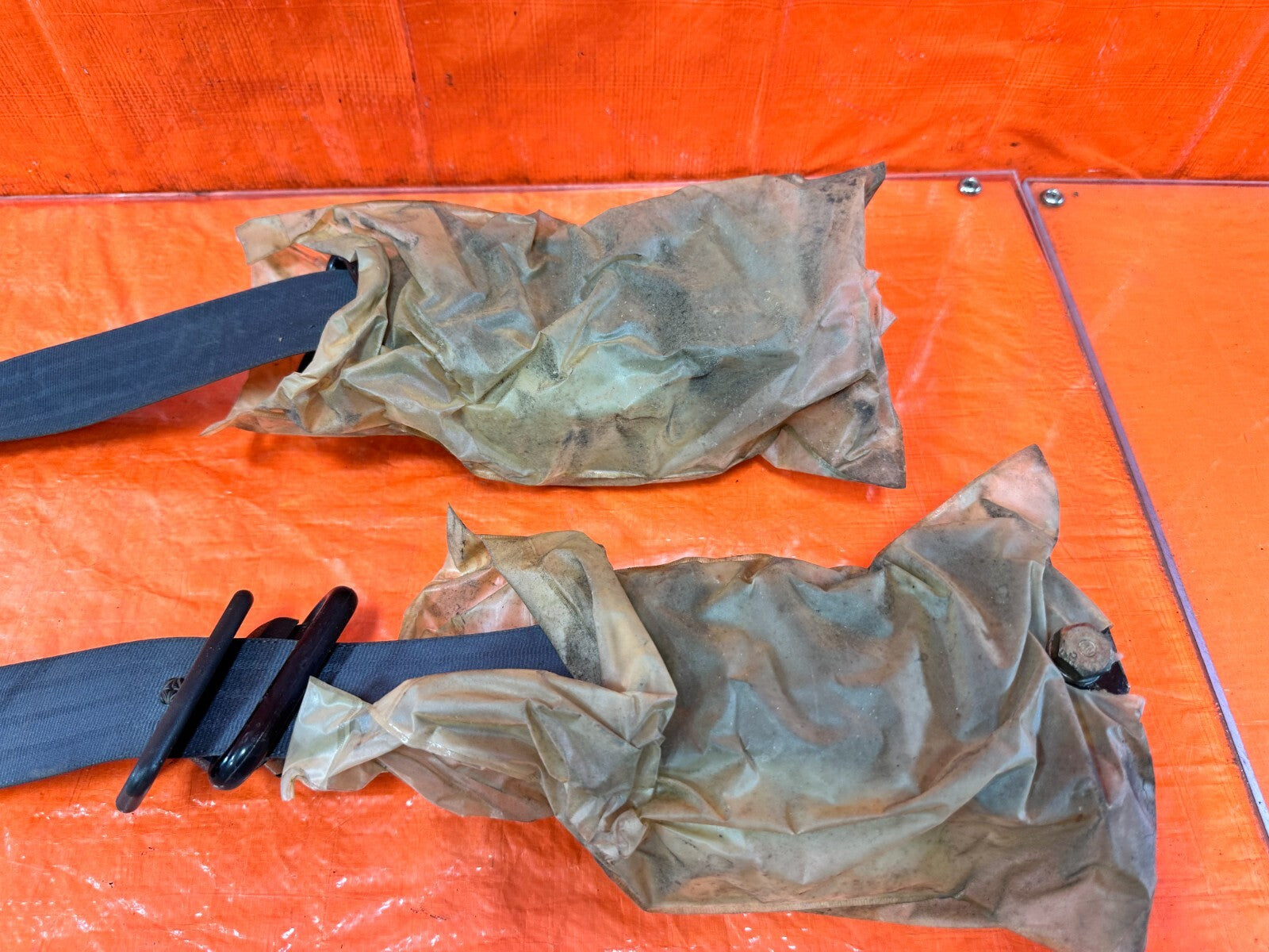 88 89 HONDA CRX DX SI   LEFT & RIGHT FRONT SEAT BELTS    OEM FACTORY #2775