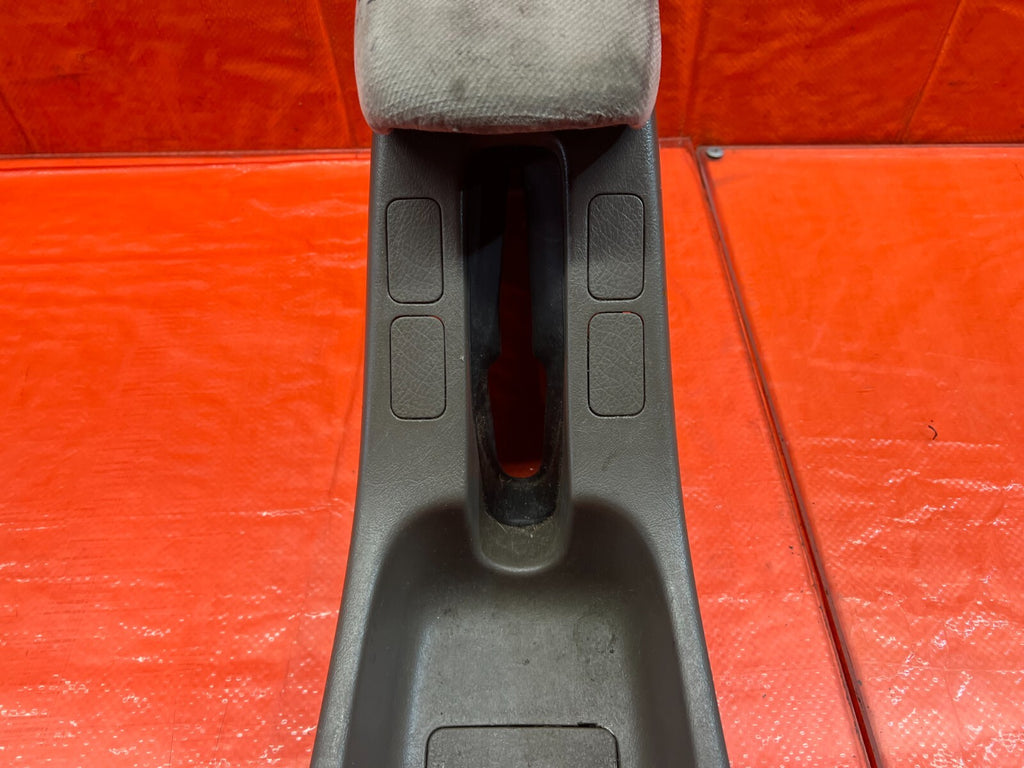 94 01 ACURA INTEGRA   ARM REST / CENTER CONSOLE STORAGE COMPARTMENT TAN OEM #1595