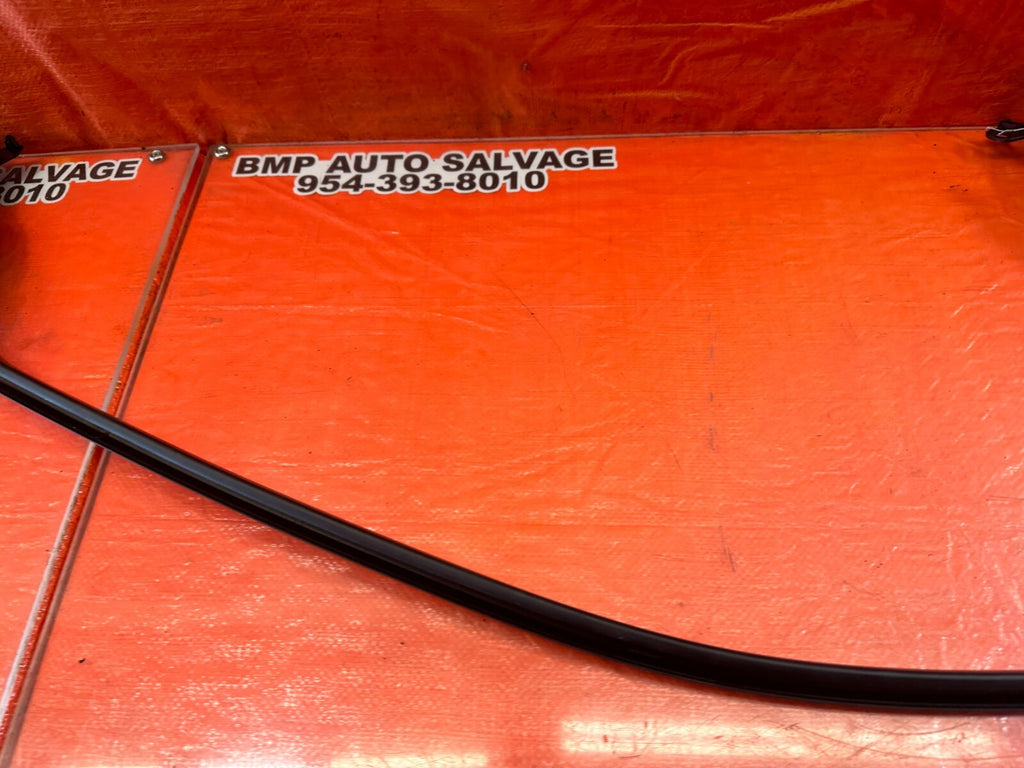 07 09 LEXUS ES350   PASSENGER RIGHT FRONT   INTERIOR DOOR WINDOW TRIM   OEM #24414