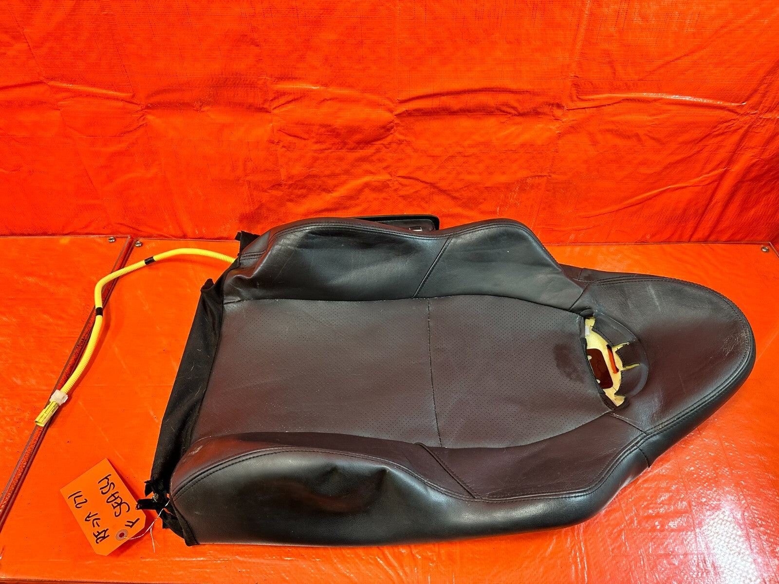 02 04 ACURA RSX   BLACK   RIGHT FRONT UPPER SEAT SKIN LEATHER COVER OEM 2710