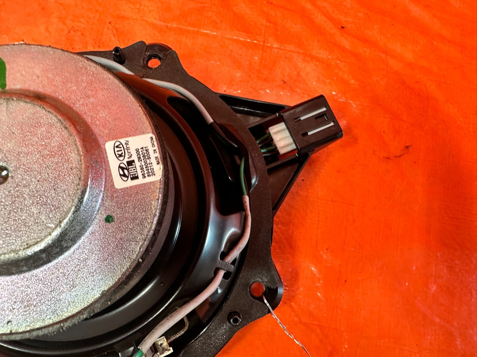 13 16 HYUNDAI GENESIS COUPE 3.8L   REAR   CENTER SPEAKER SUB WOOFER   OEM #2994