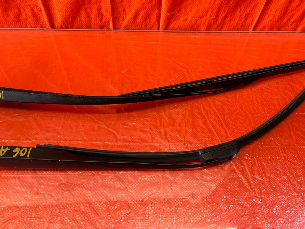 04 08 ACURA TL   WINDSHIELD WIPER ARMS   LEFT AND RIGHT ARM SET   OEM OE #1064