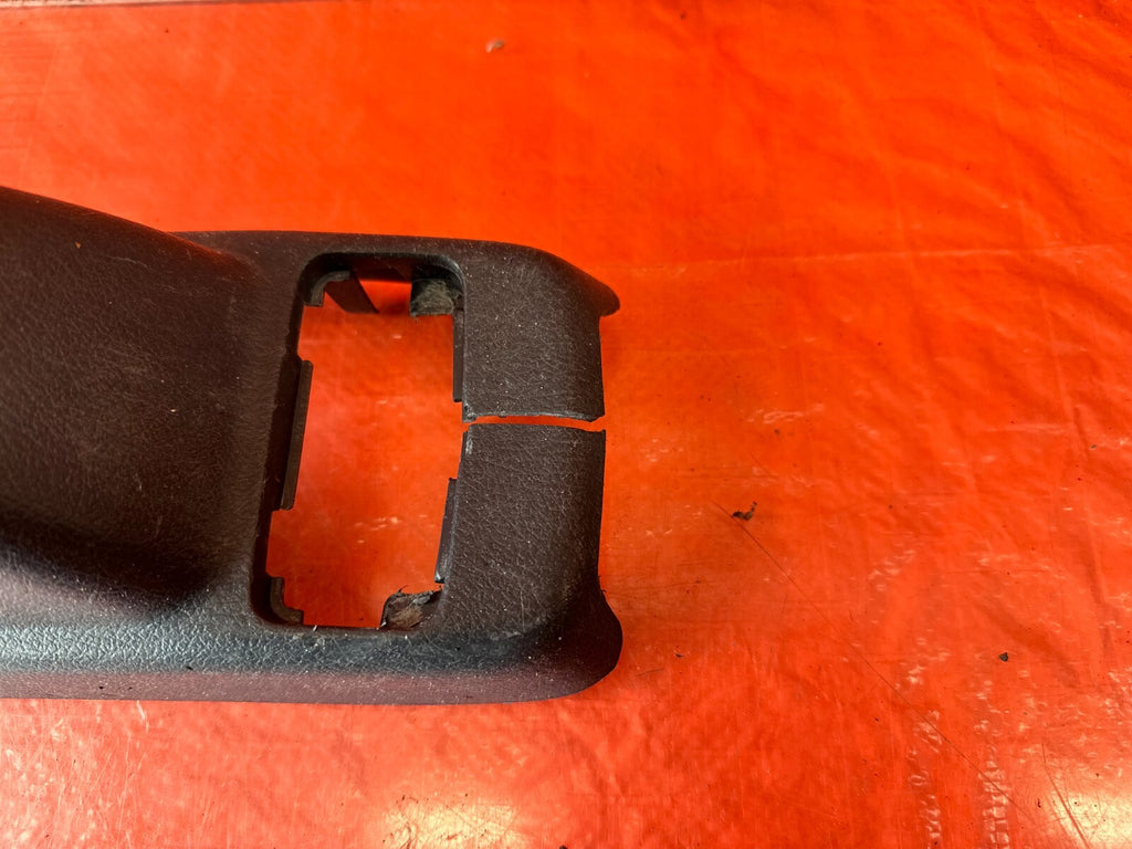 88 91 HONDA CRX   ARM REST DELETE PARKING BRAKE TRIM   BLUE COLOR   OEM #2434